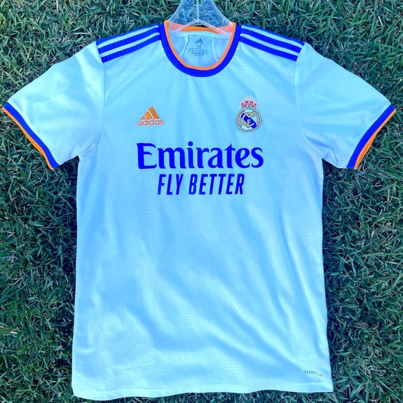 Real Madrid Home Jersey 2021/ Size M/ Adidas - Picture 1 of 7